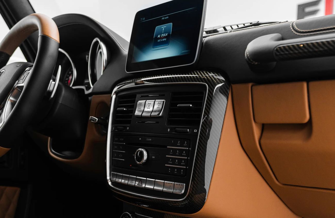 Mercedes Maybach G 650 6.0 L V12 Biturbo Engine