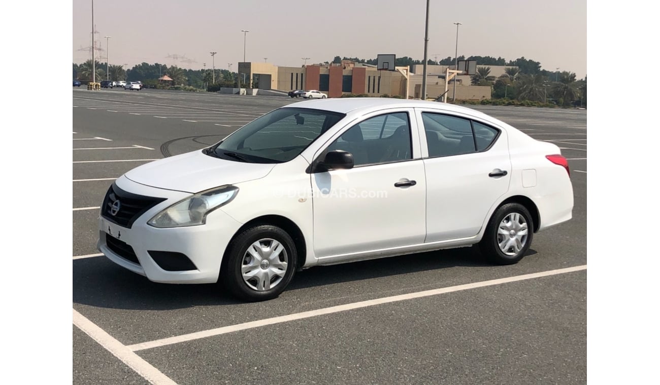 نيسان صني موديل 2012 خليجيه حاله ممتازه من الداخل والخارج