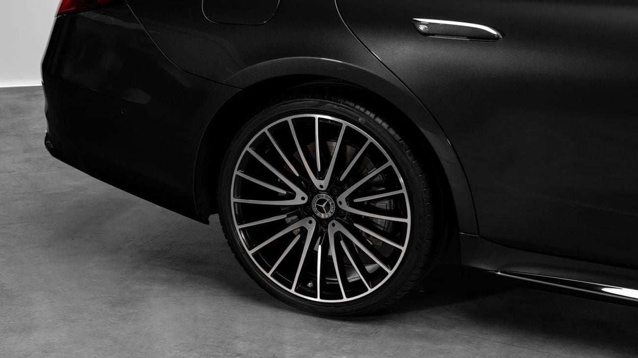 مرسيدس بنز S 500 4MATIC - 2025 - GCC Specs - Under Warranty and Service Contract