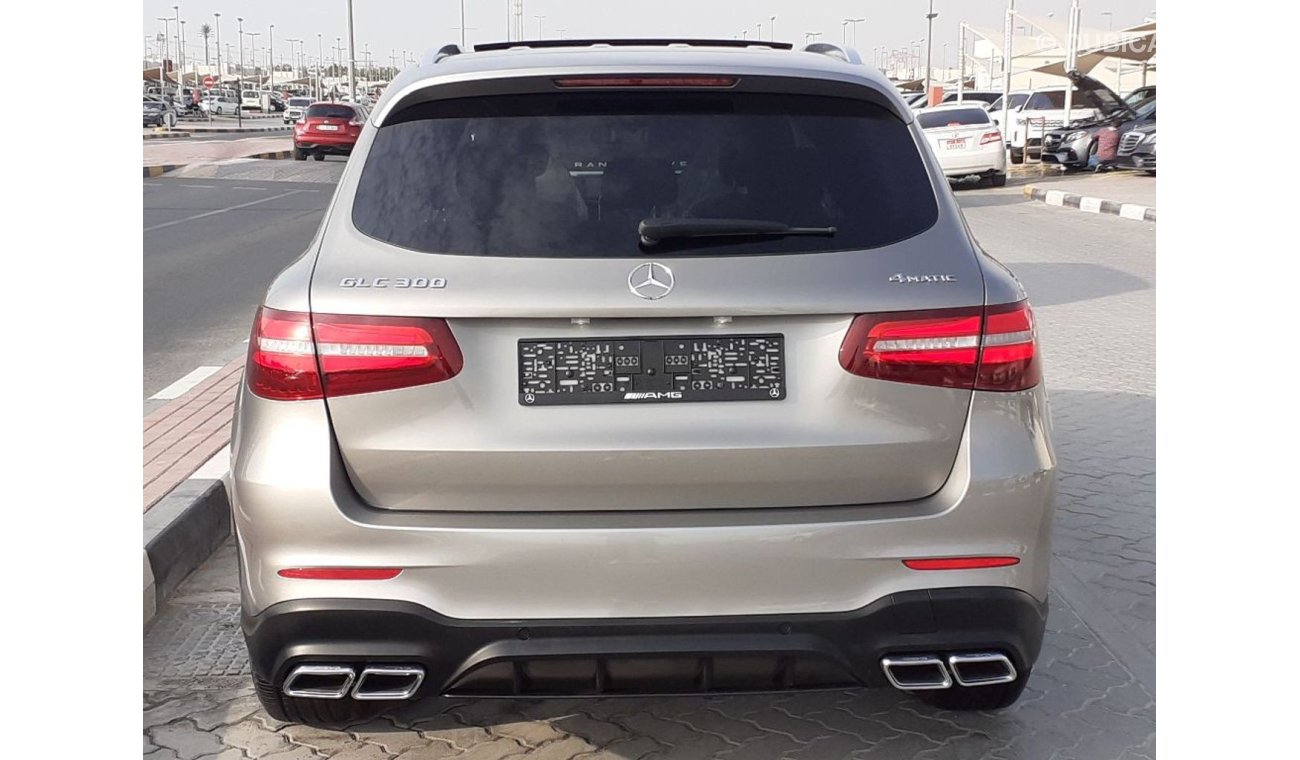 Mercedes-Benz GLC 300 MERCEDES-BENZ GLC 300 YEAR 2019