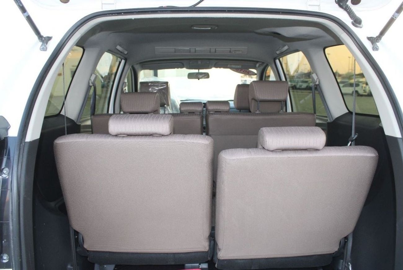 Toyota Avanza Toyota Avanza 2018 GCC, in excellent condition, without accidents, very from clean inside and outsid