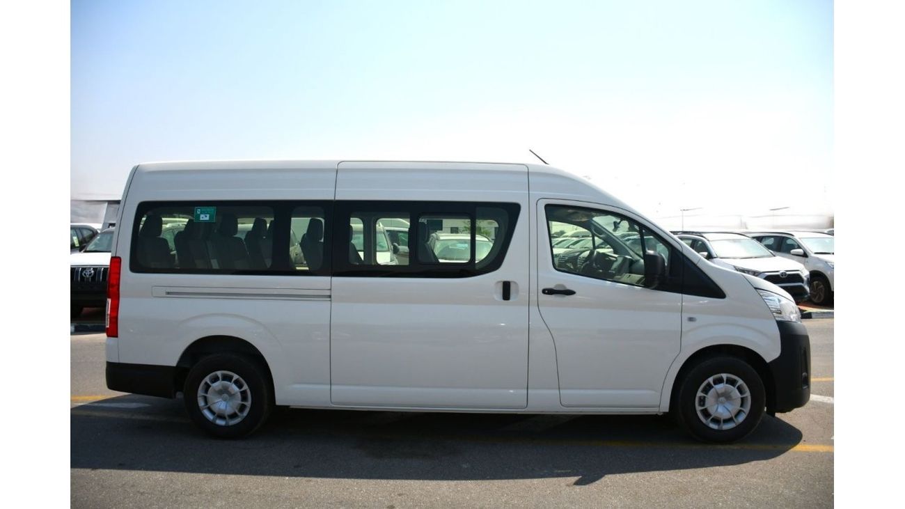 Toyota Hiace 3.5L AUTOMATIC 3 Point  Seats Belt