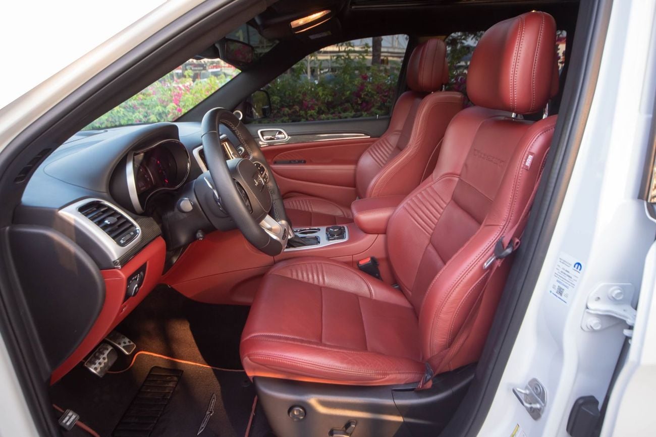 جيب جراند شيروكي Trackhawk 6.2L