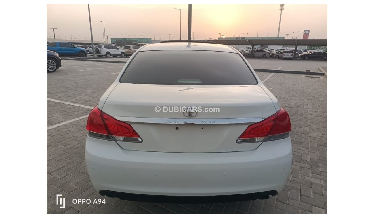 تويوتا افالون