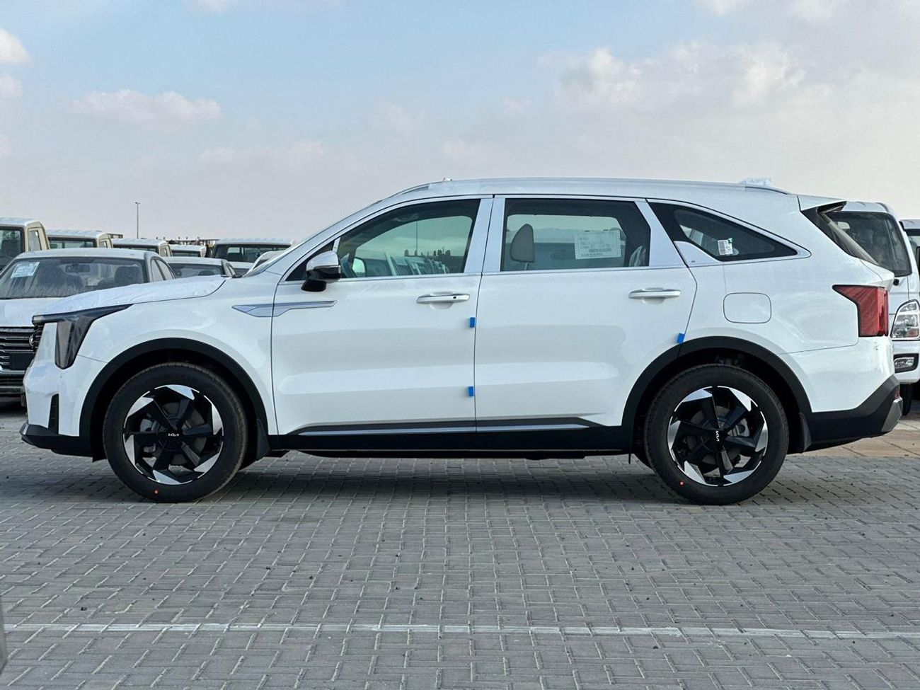 كيا سورينتو 2025 Kia Sorento 2.5L AT Petrol 4x4