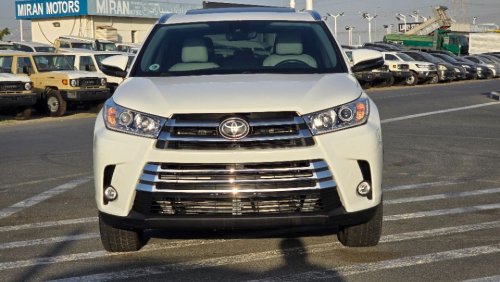 Toyota Highlander 2017 model XLE 4x4 , sunroof and 7 seater