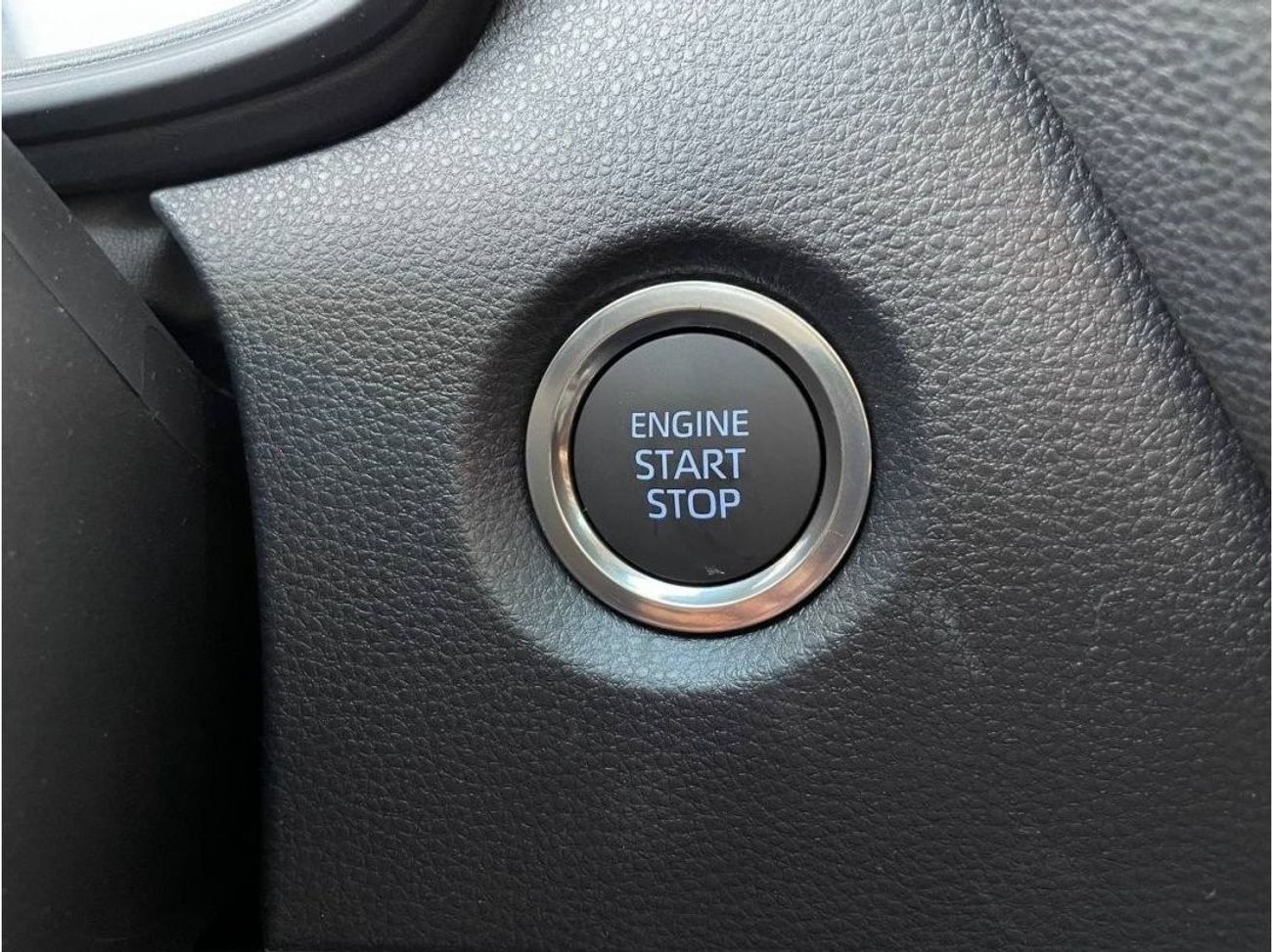 Toyota Corolla Toyota corolla 1.5L full option , sunroof , push start , back camera , sport mode