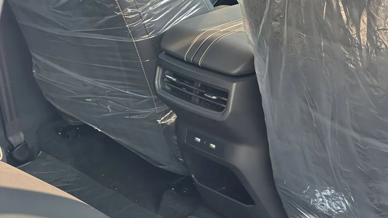 Kaiyi X7 KAIYI/X7/KX703 SUV 1.6T Flagship VERSION 7 SEATS AT