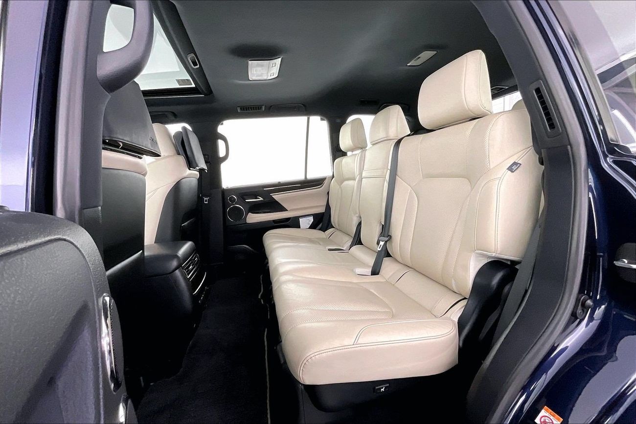 Lexus LX 570 Signature | National Day Celebration | Guaranteed Warranty | 0 Down Payment