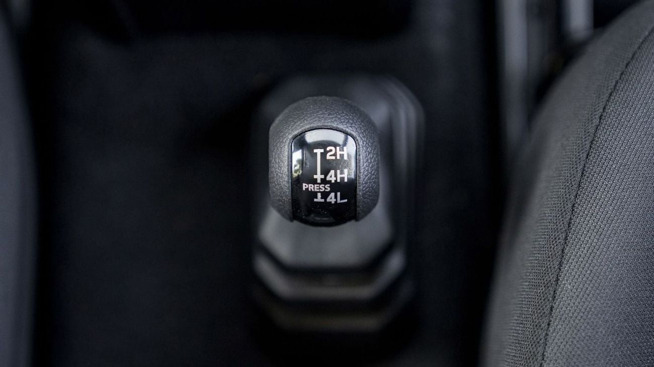 Suzuki Jimny 1.5L GLX (A/T)