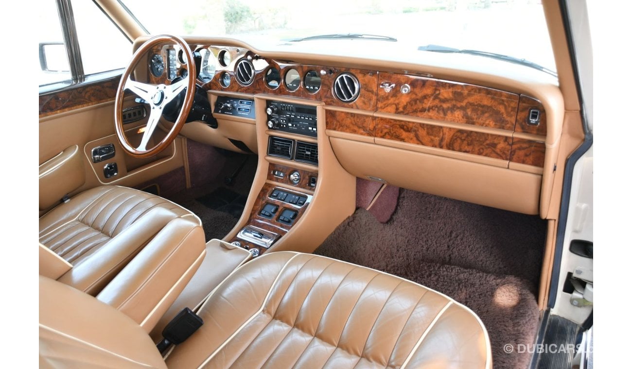 Rolls-Royce Corniche