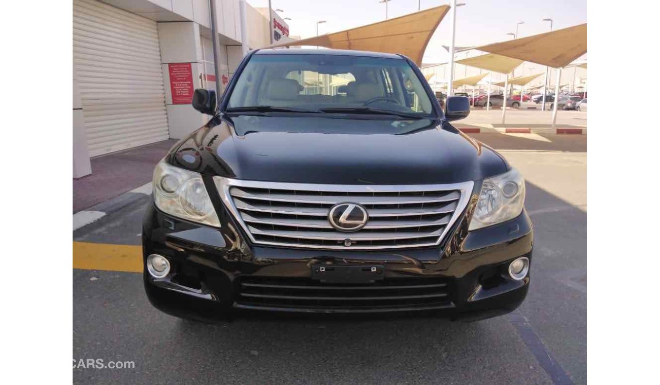 Lexus LX570 g cc full options accident free very good condition