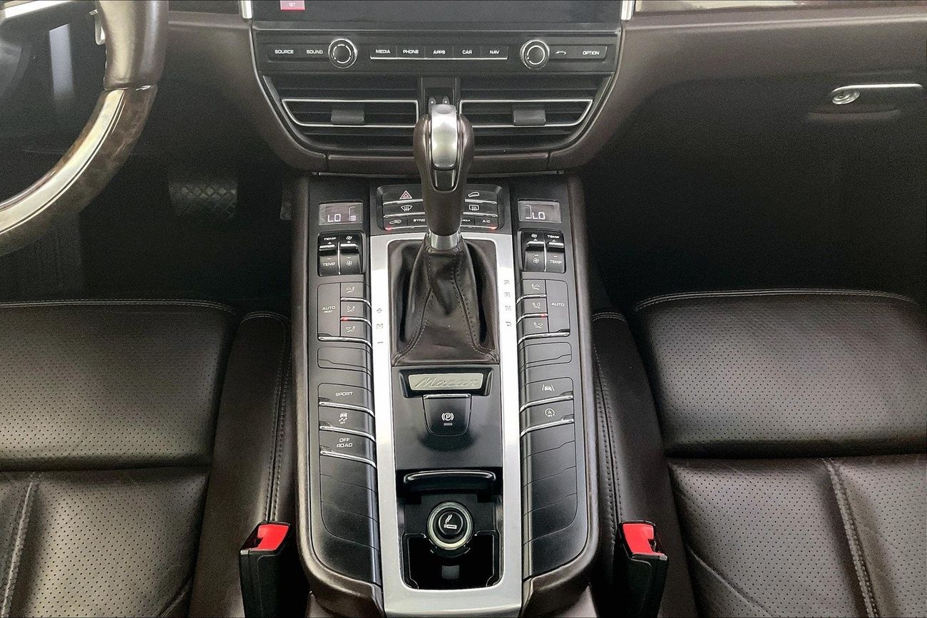 دودج تشالينجر SXT Plus | شامل الضمان | 0 ﺪﻔﻋﺓ ﺃﻮﻟﻯ