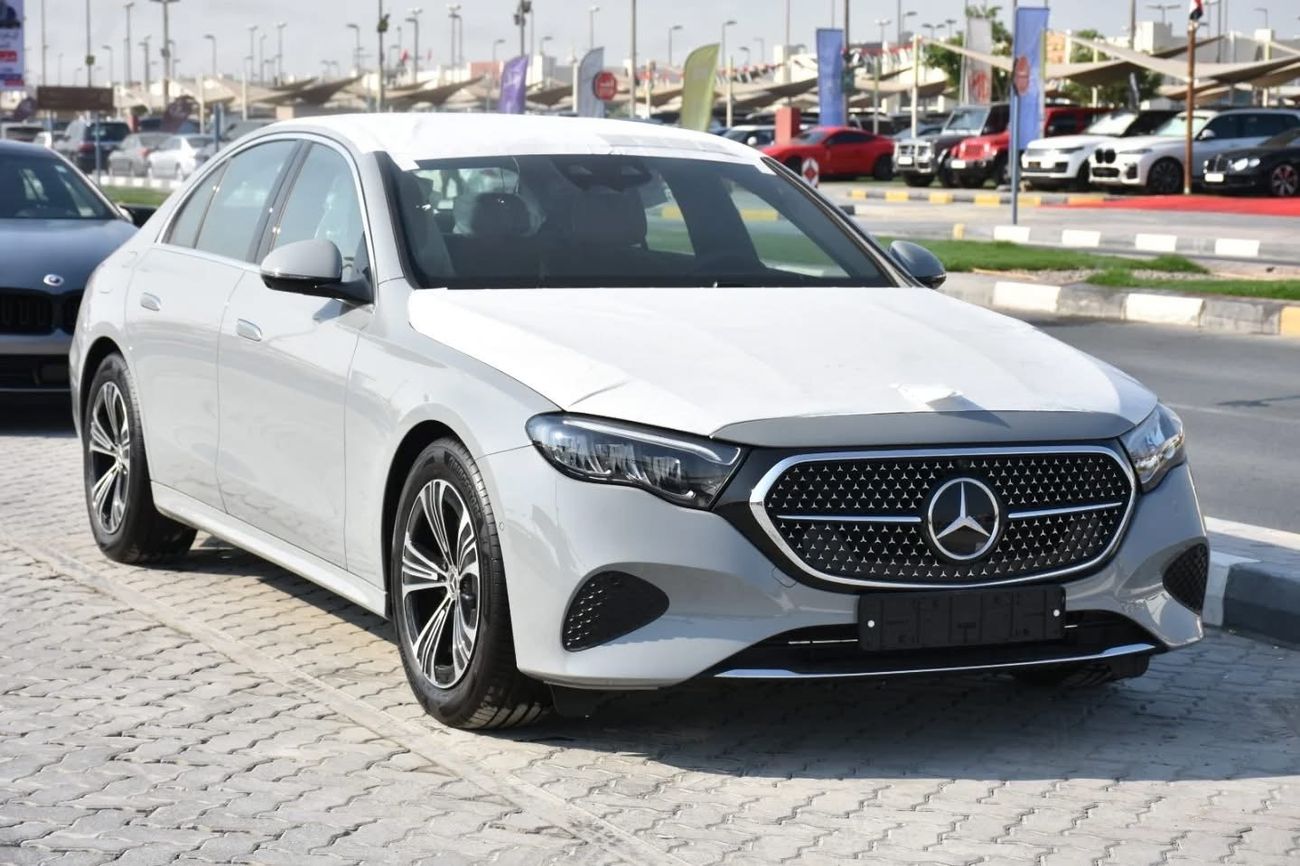 Mercedes-Benz E200 Zero km