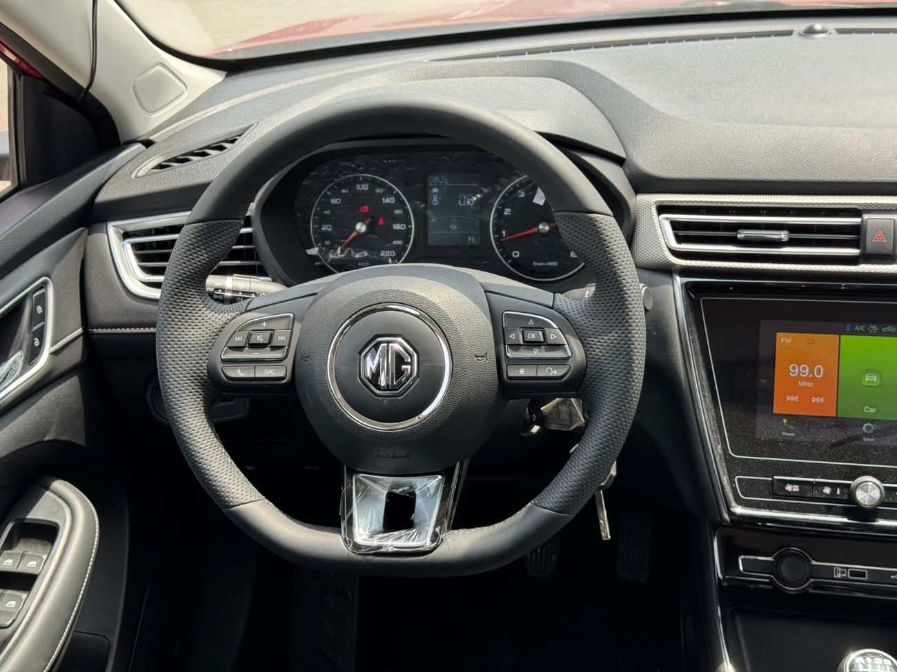 أم جي 5 Standard 1.5L Petrol Manual 2025 Export Price @ 26,500 AED