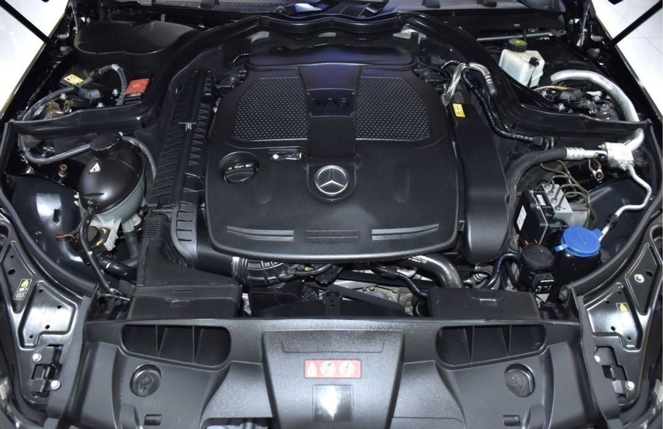 مرسيدس بنز E300 EXCELLENT DEAL for our Mercedes Benz E300 Coupe ( 2013 Model ) in Black Color GCC Specs