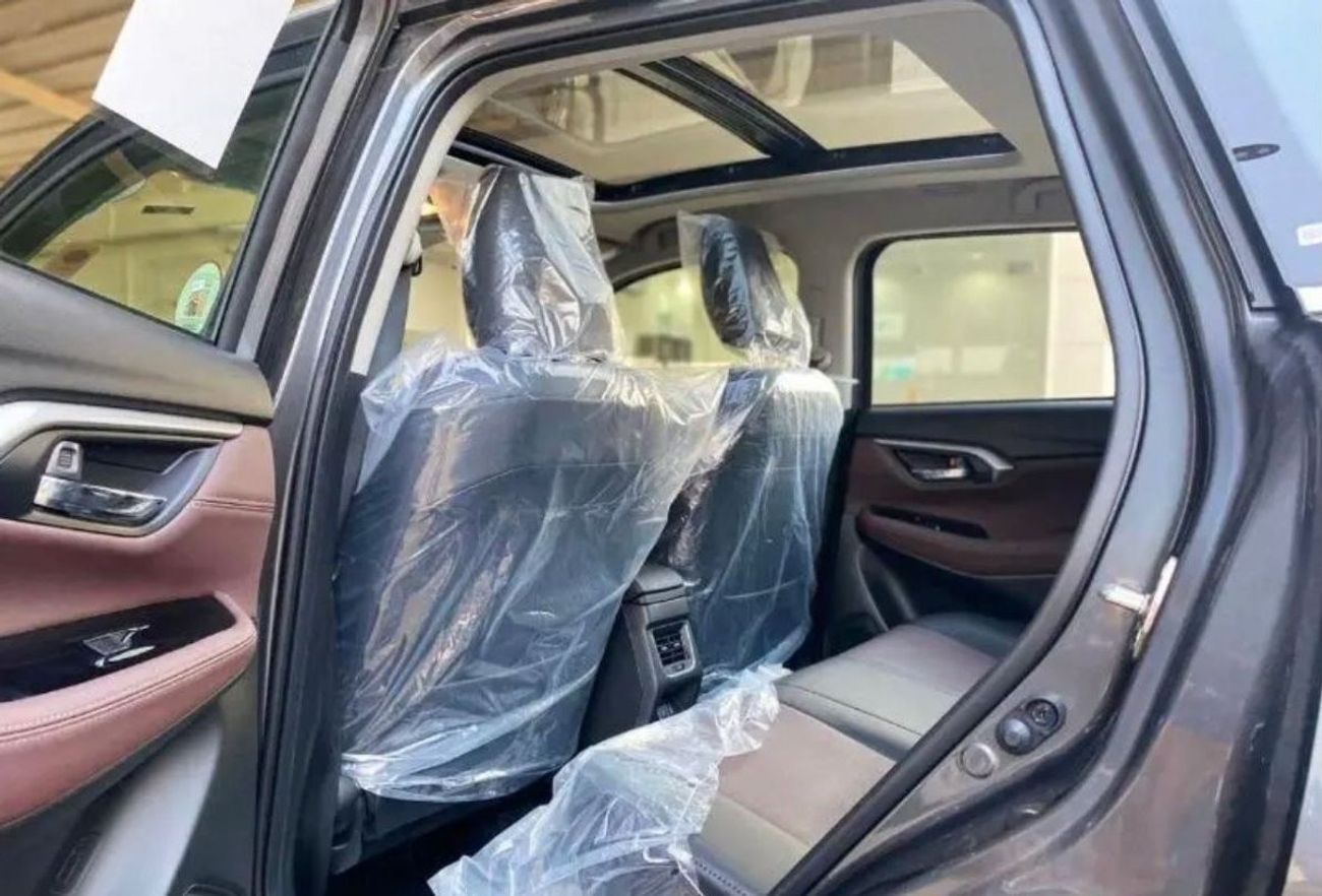 تويوتا أوربان كروزر 1.5L PETROL, FULL OPTIONS, GCC, 2025