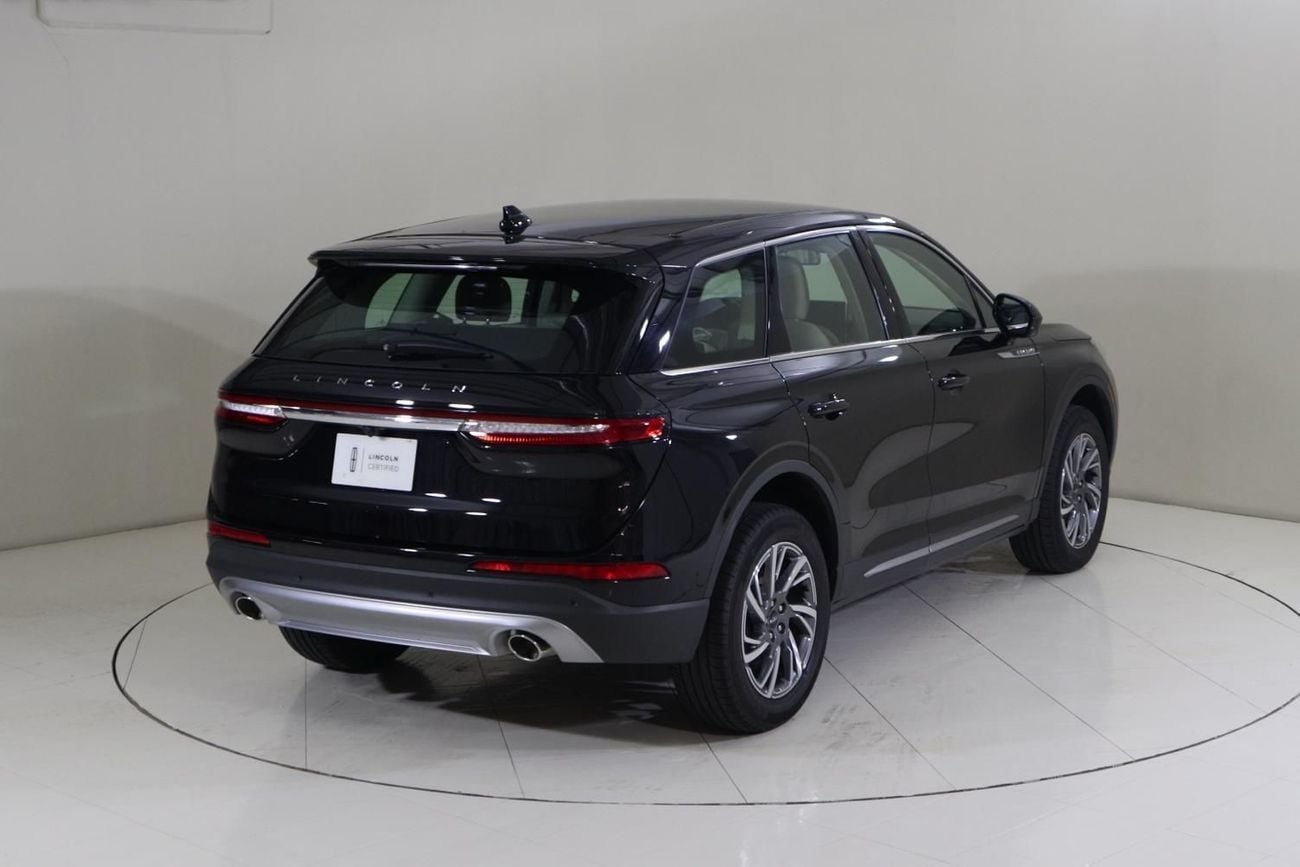 لينكولن كورساير COR124 / FREE Insurance + Registration / AL TAYER MOTORS / AL QOUZ SHOWROOM
