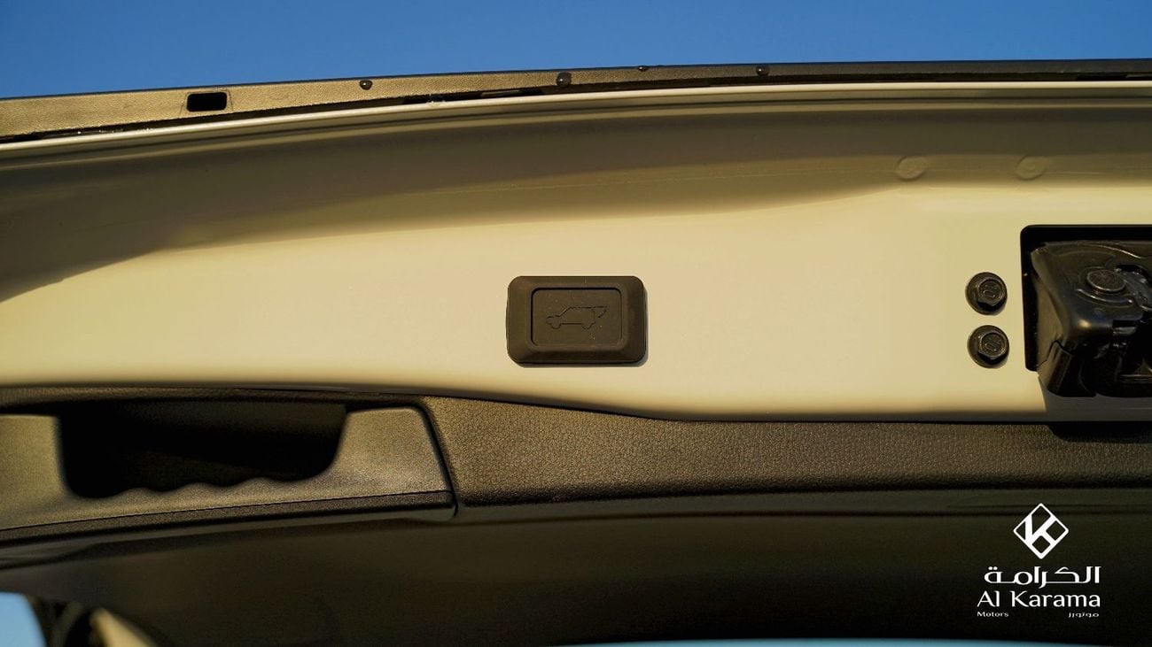 Toyota RAV4 XLE 2.5L | Petrol Engine | 4WD | 17" Alloy Wheels | GCC Specification | Zero KM