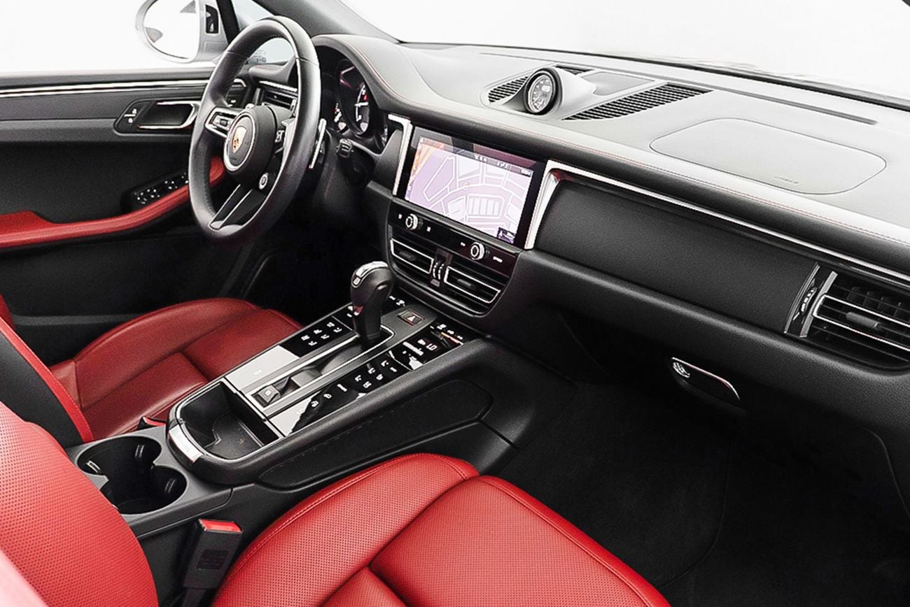 Porsche Macan STD