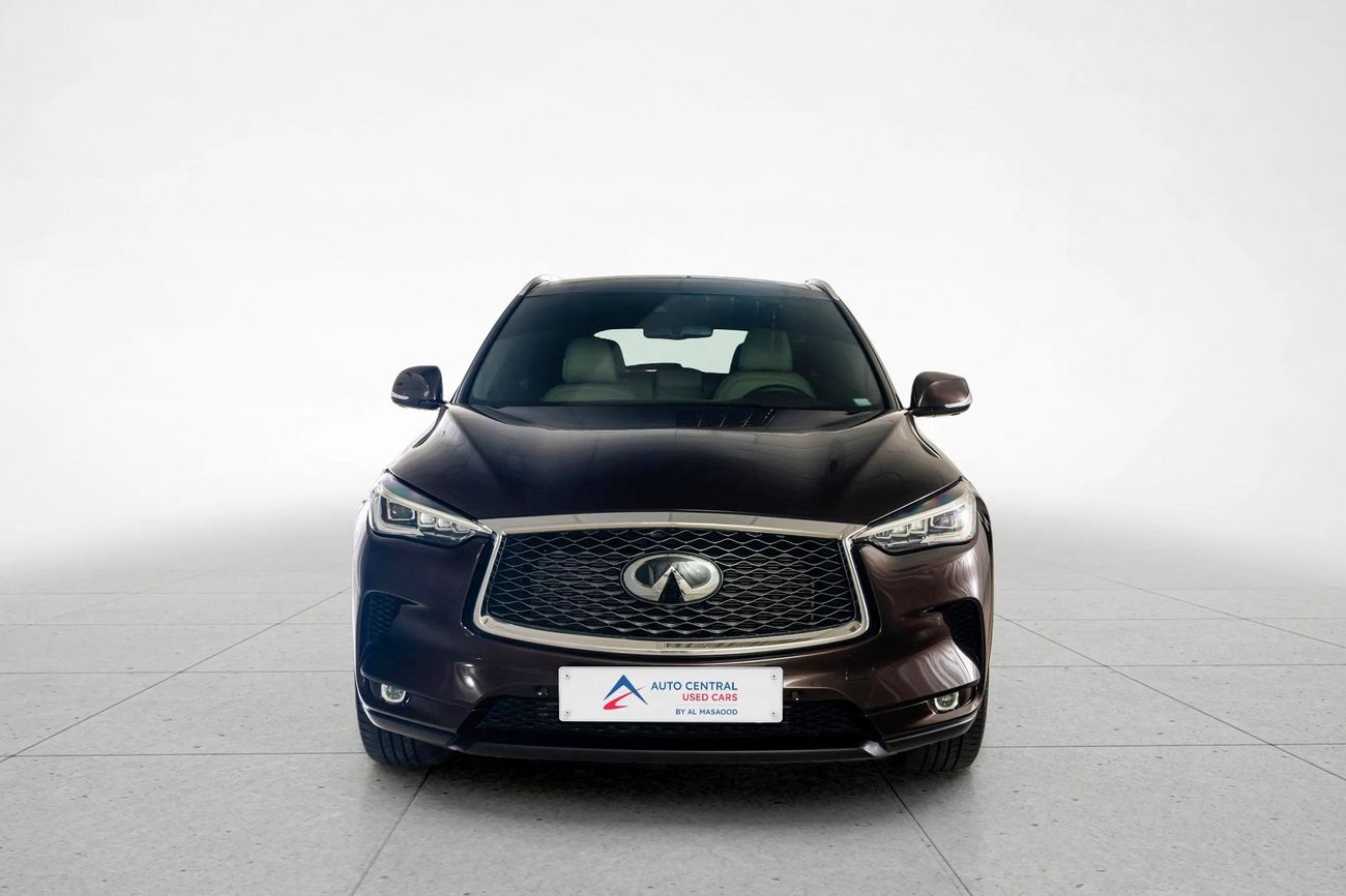 Infiniti QX50 LUXE 2.0