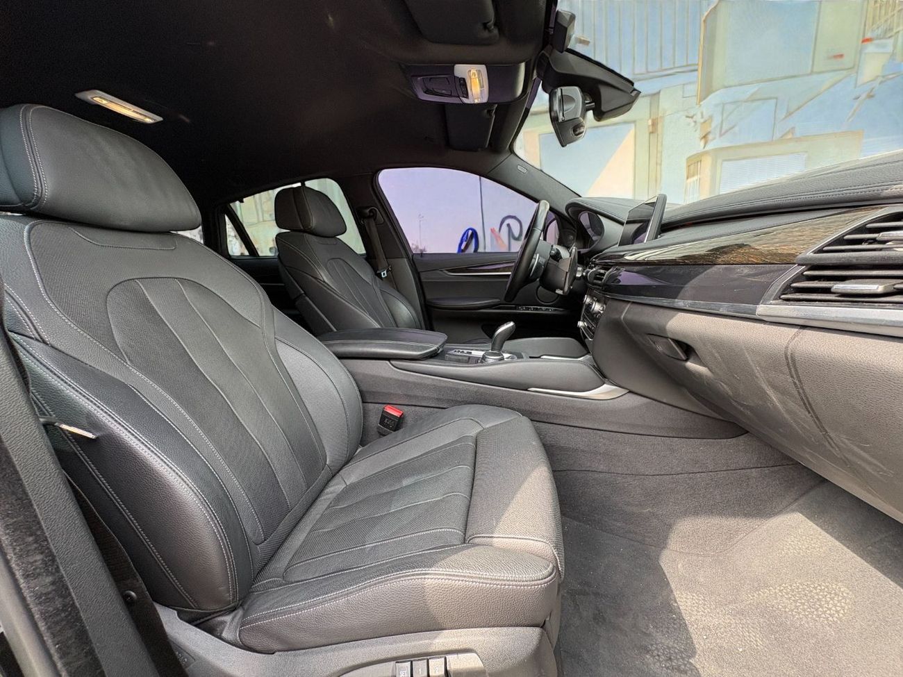 BMW X6 50i M Sport 4.4L xDRIVE50i M KIT TWIN TURBO | 4.4L V8 – 450 BHP | 2019 | JAPANESE SPECS | AED 2,780 