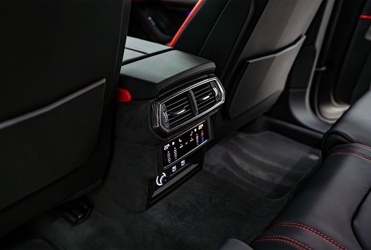 Lamborghini Urus Lamborghini Urus 4.0L V8 Twin-Turbocharged Engine + eMotors