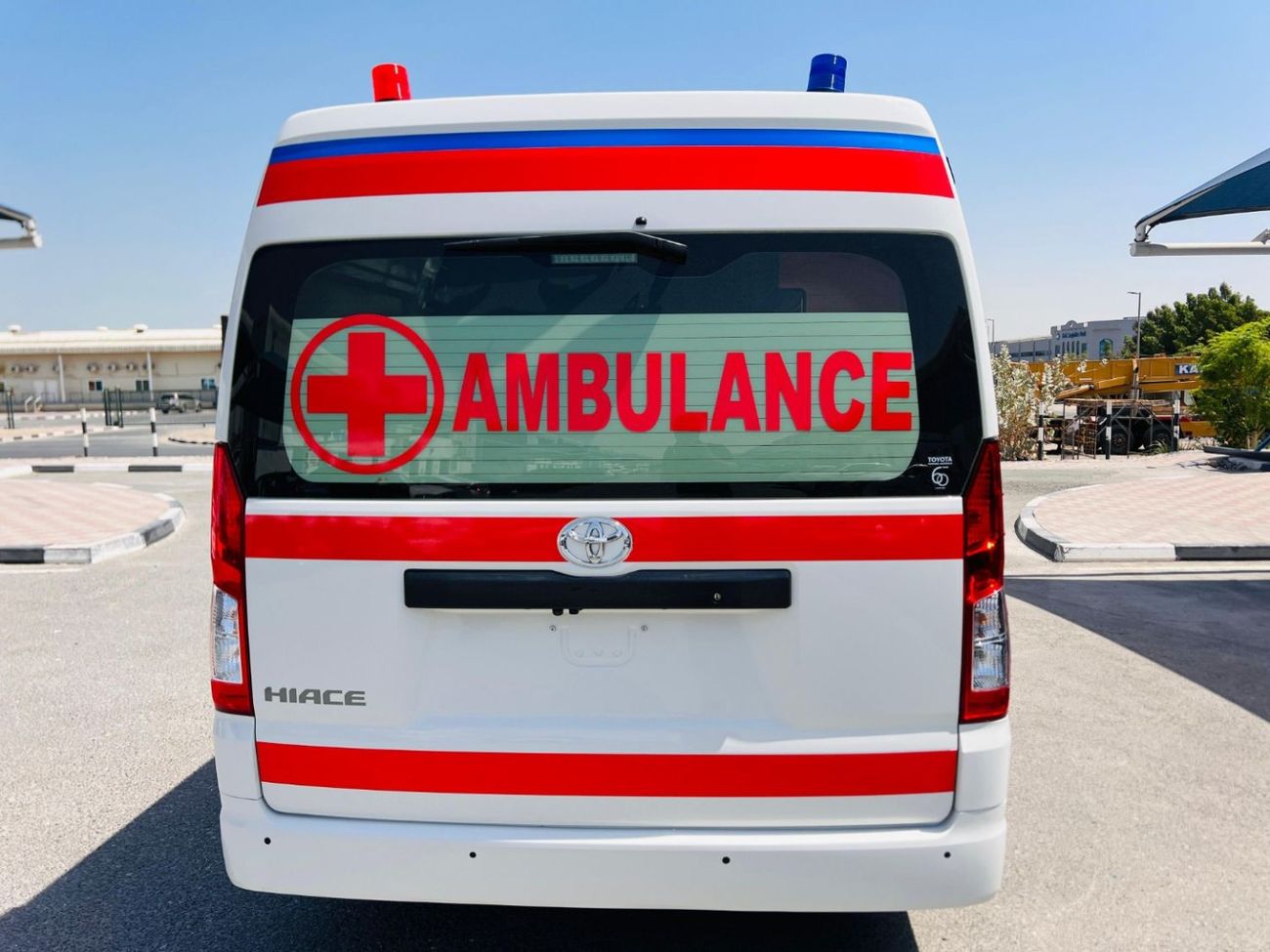 Toyota Hiace HIACE AMBULANCE right hand drive diesel 2.8 liter automatic gear