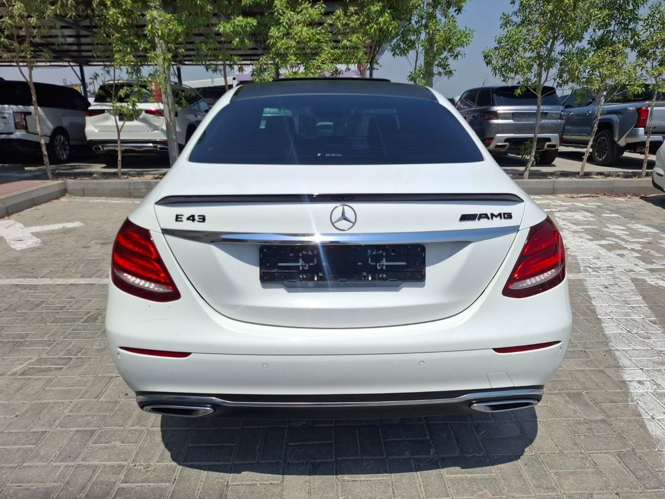 Mercedes Benz E220 D STD (NON GCC) Mercedes-Benz E220d 2017 full option