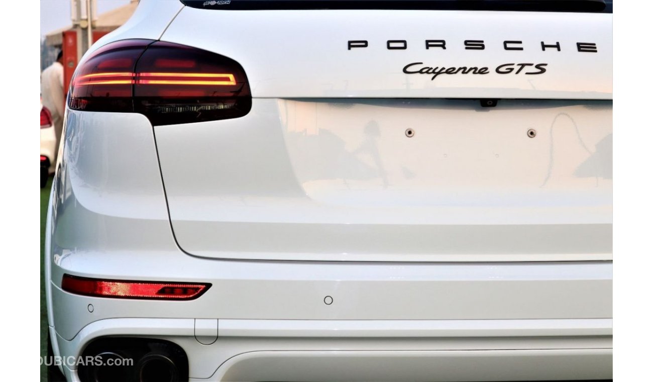 Porsche Cayenne GTS Porsche Cayenne GTS 2016 full option The car was painted by a Gulf agency without accidents The car 