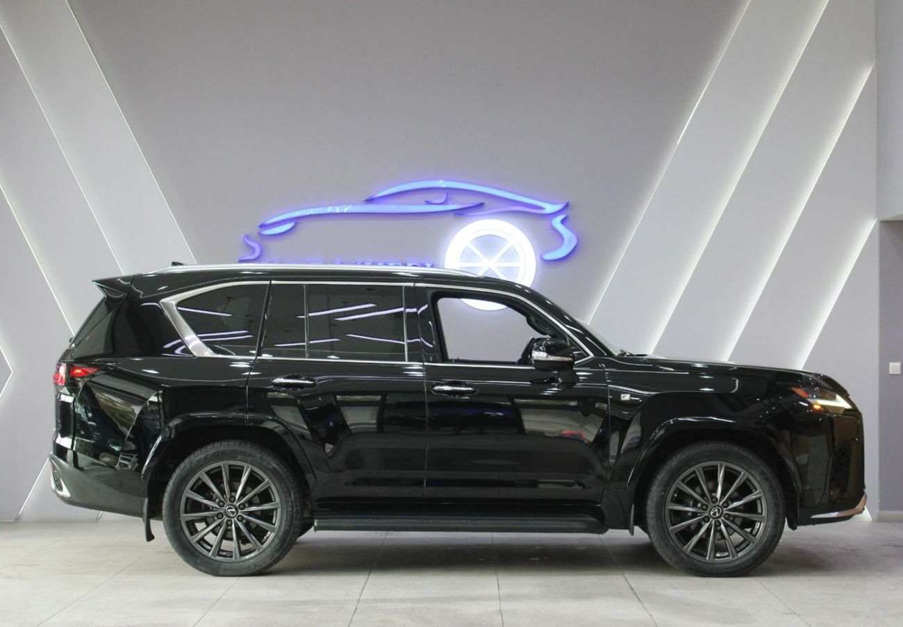 لكزس LX 600 F-Sport