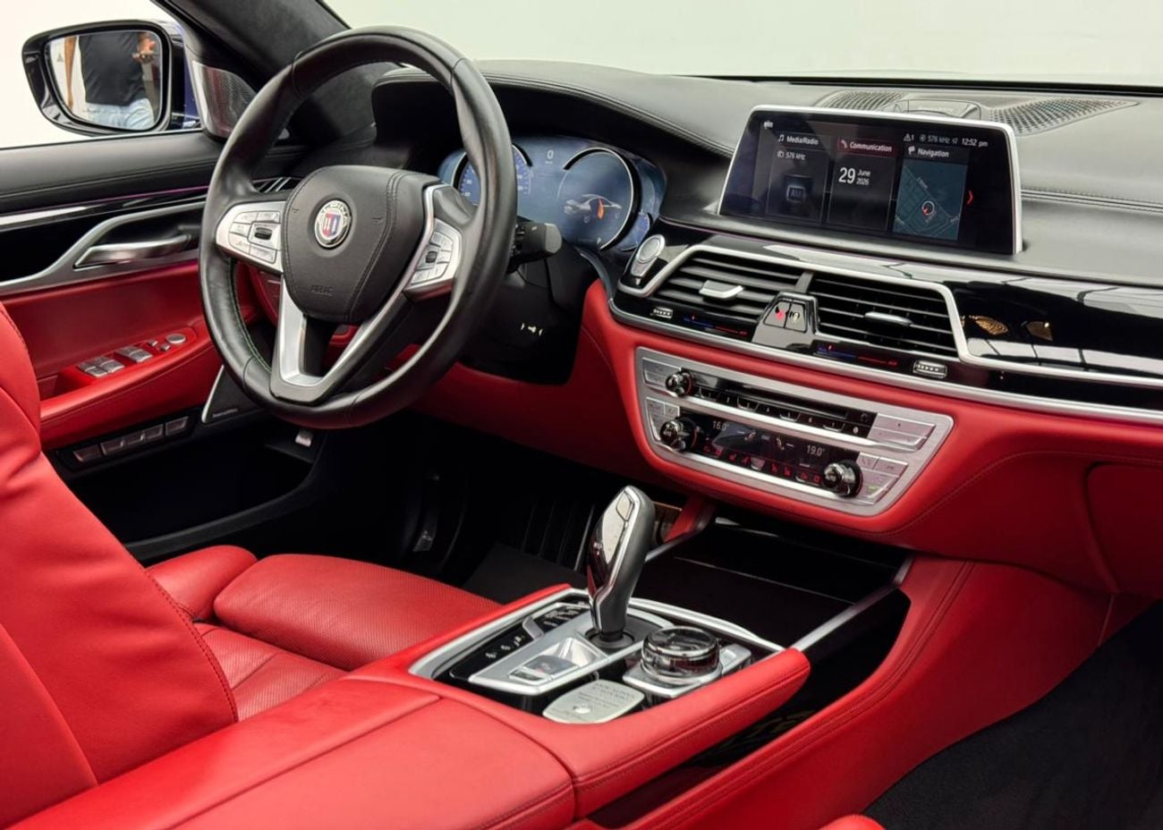 بي أم دبليو ألبينا 2018 BMW Alpina B7, BMW Service History, Excellent Condition, GCC