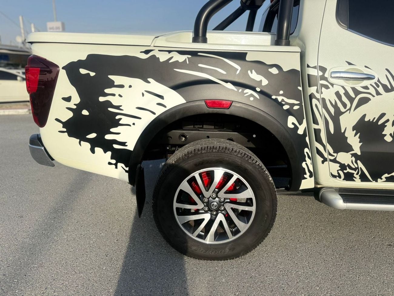 نيسان نافارا -