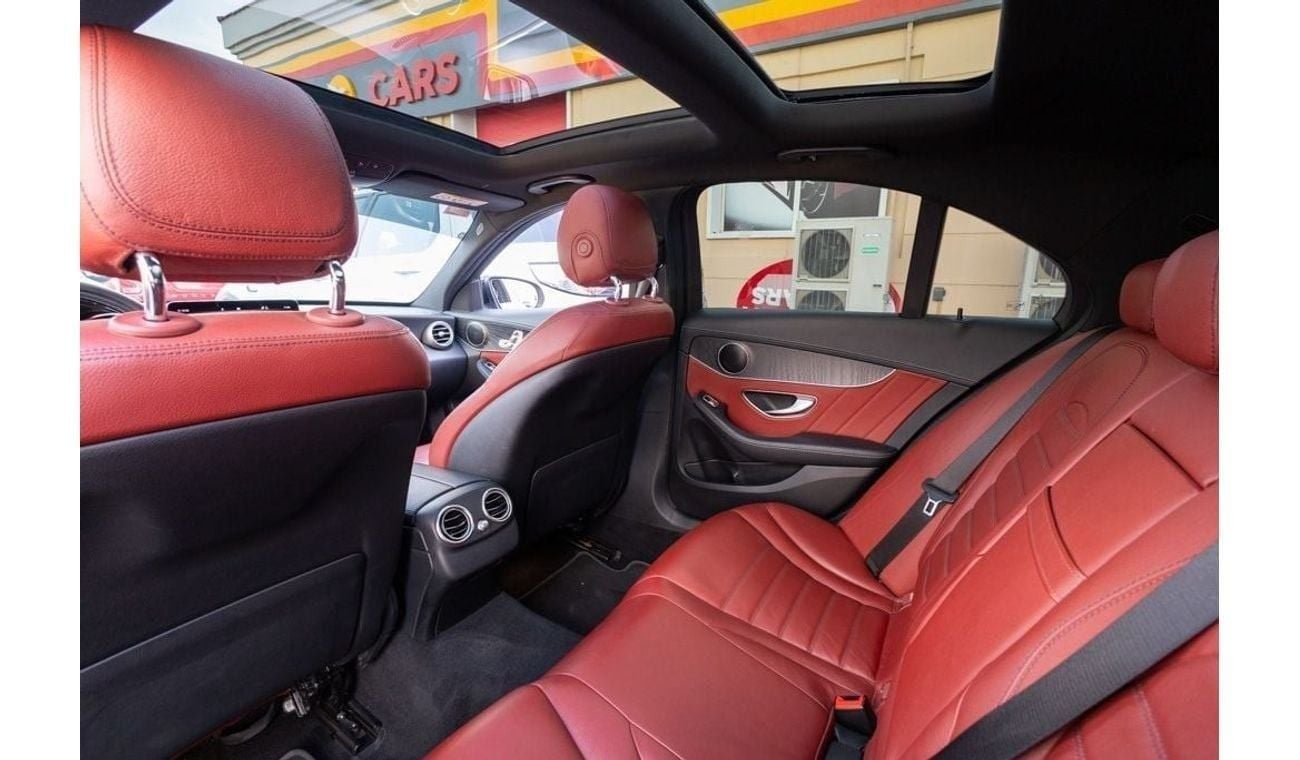 مرسيدس بنز C 200 Mercedes-Benz C200 AMG Premium + 2020 GCC under Agency Warranty and Service Contract  w