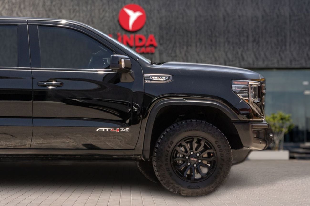 GMC Sierra GMC Sierra 1500 AT4x Double Cab (LOW MILEAGE) 2023 GCC | Agency Warranty | Service Contract