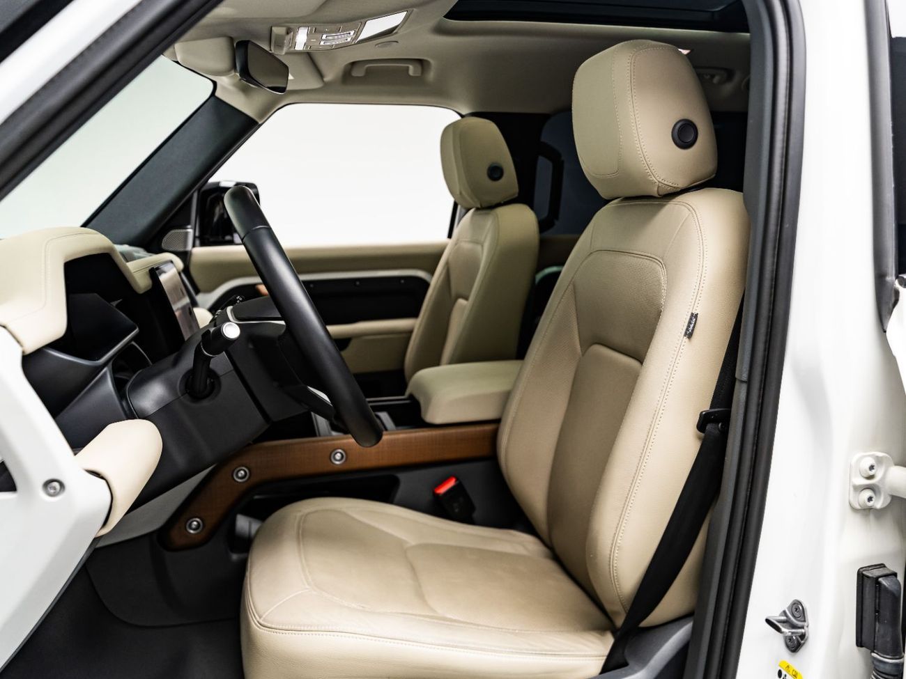 Land Rover Defender 130 SE P400 X Dynamic (7 Seater) 2023 Land Rover Defender 130 SE P400, 2028 Land Rover Warranty + Se