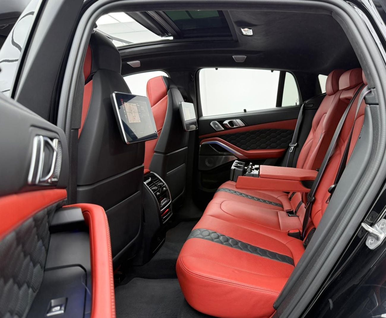 BMW X6M Competition 4.4L 2021 BMW X6M Competition, Warranty, Full BMW Service History, Fully Loaded, Excelle