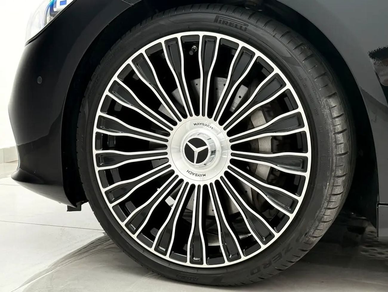 Mercedes-Benz S 450 2024 Mercedes-Benz S450 L 4MATIC (Maybach Body Kit)