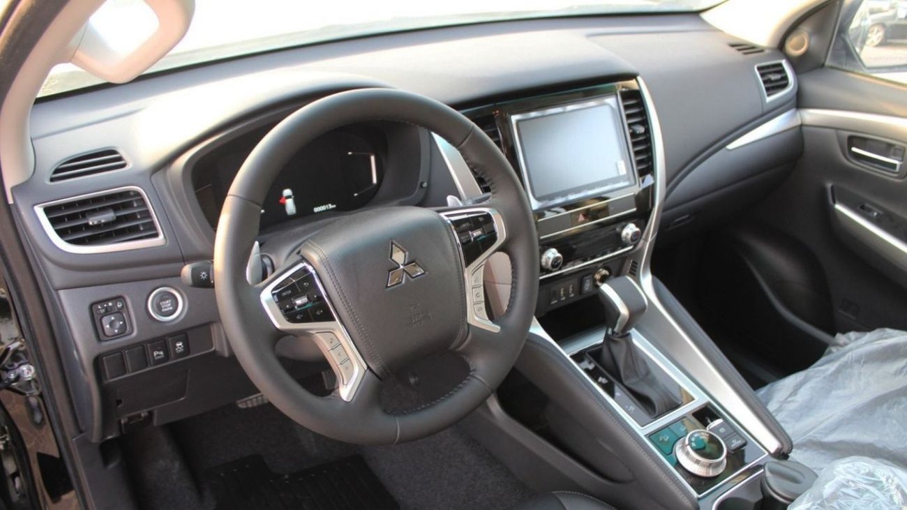 Mitsubishi Montero MITSUBISHI MONTERO 3.0L 4WD SPORT AT (Export Only)