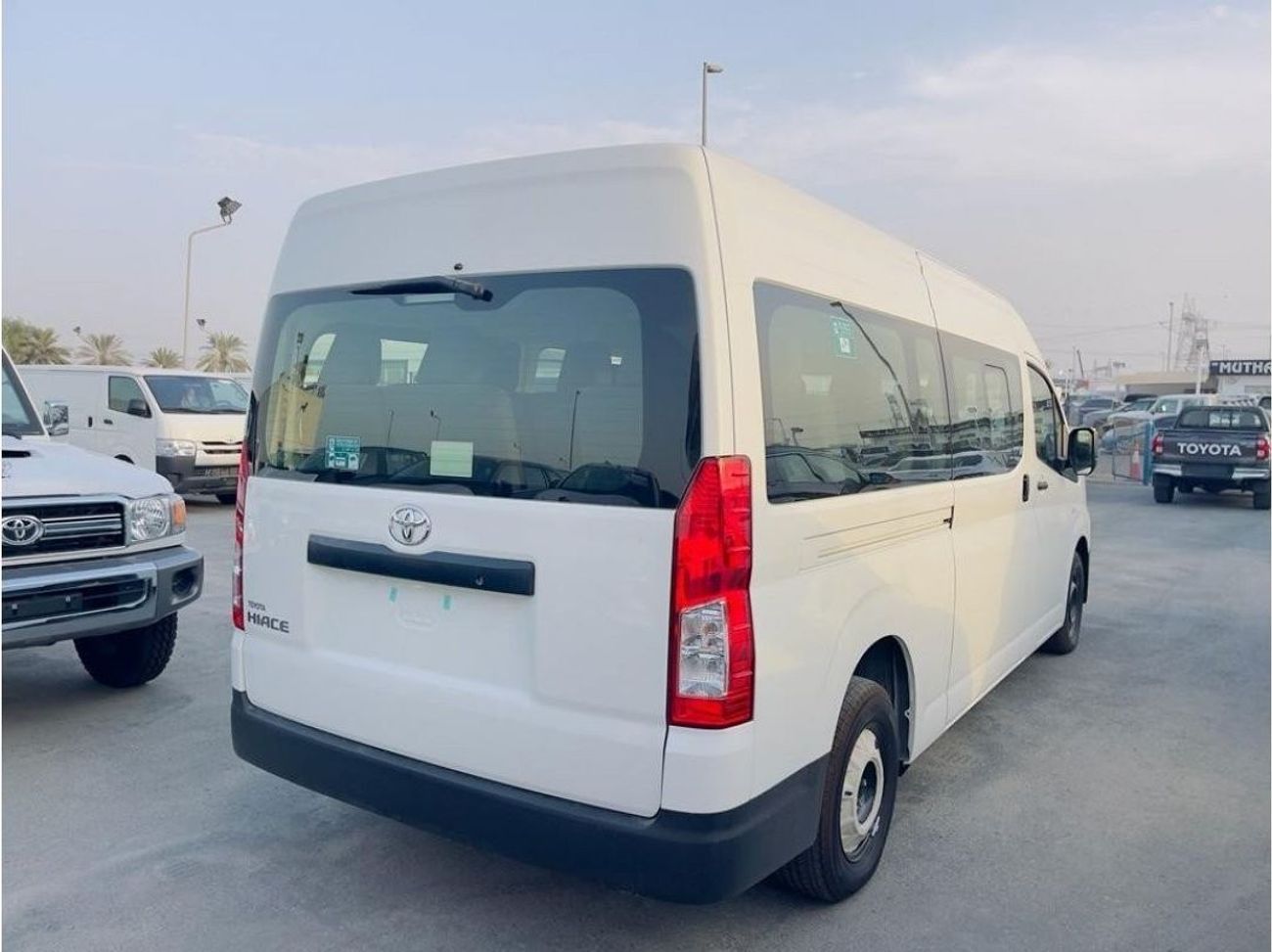 تويوتا هاياس Toyota Hiace High roof 3.5l, Petrol, M/T, 2026