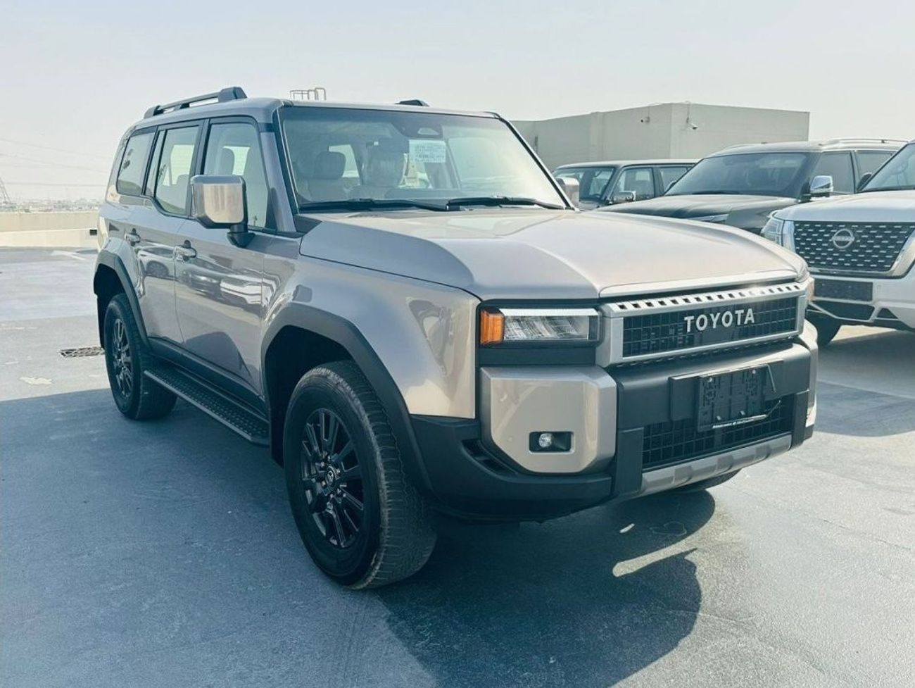 تويوتا برادو 2.4L GXL , LEATHER SEAT, PUSH START, ELECTRIC BACK DOOR, ALLOY WHEELS, MODEL 2024