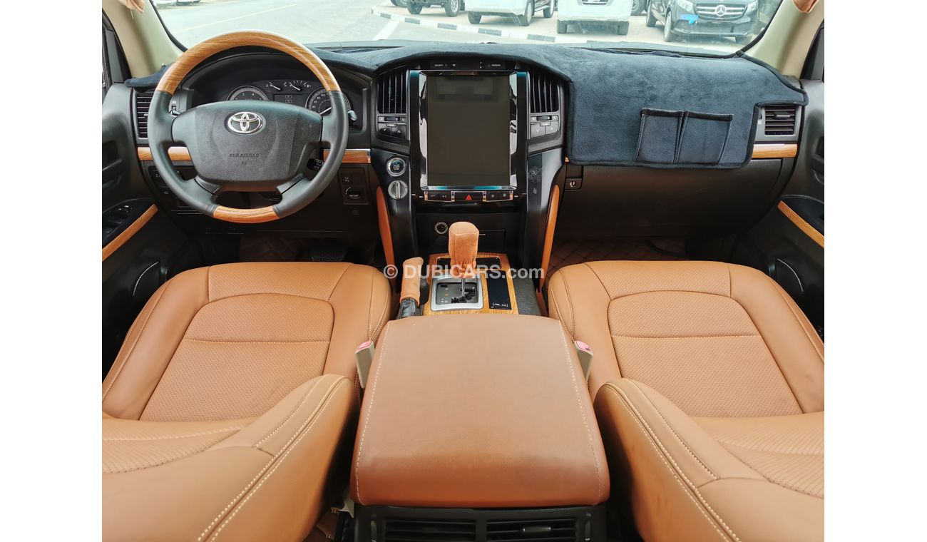 Toyota Land Cruiser V8 / 4.6L / 1 YEAR WARANTY / INSURANCE - REGISTERATION FREE (LOT # 8224)