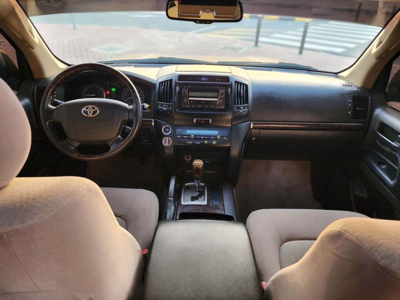 Toyota Land Cruiser GX.R V8