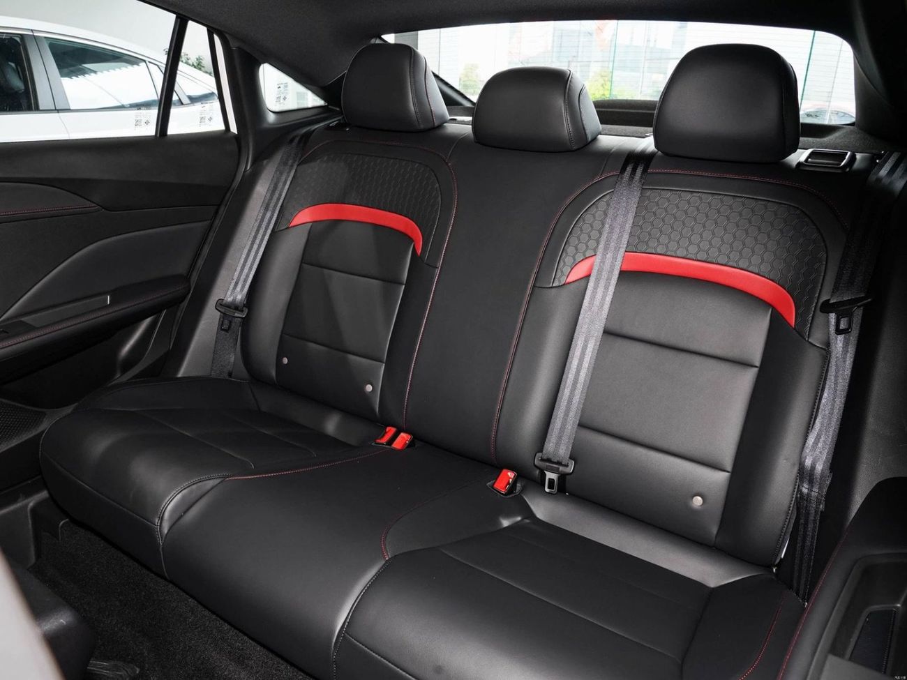 MG 5 Mg 5 / 0 km / Chinese / white / 130HP / 1.5L / Full