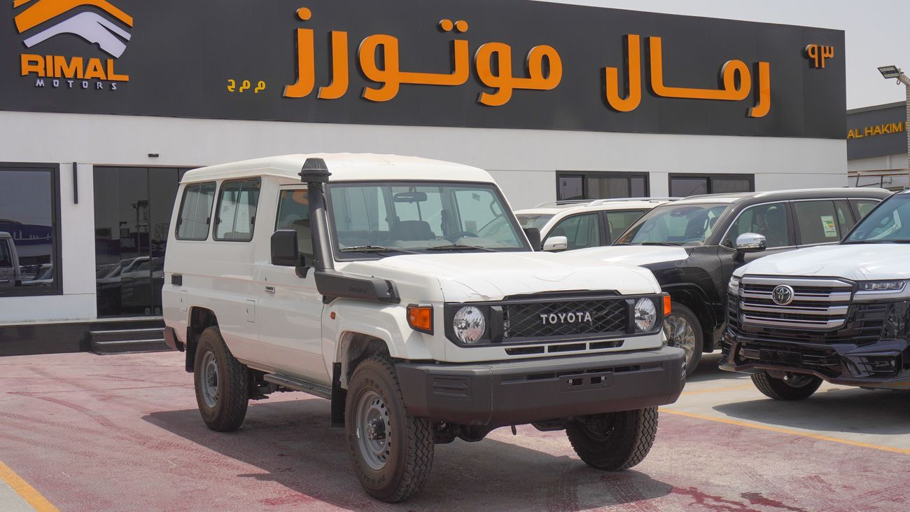 Toyota Land Cruiser 70 4.0L V6 M/T