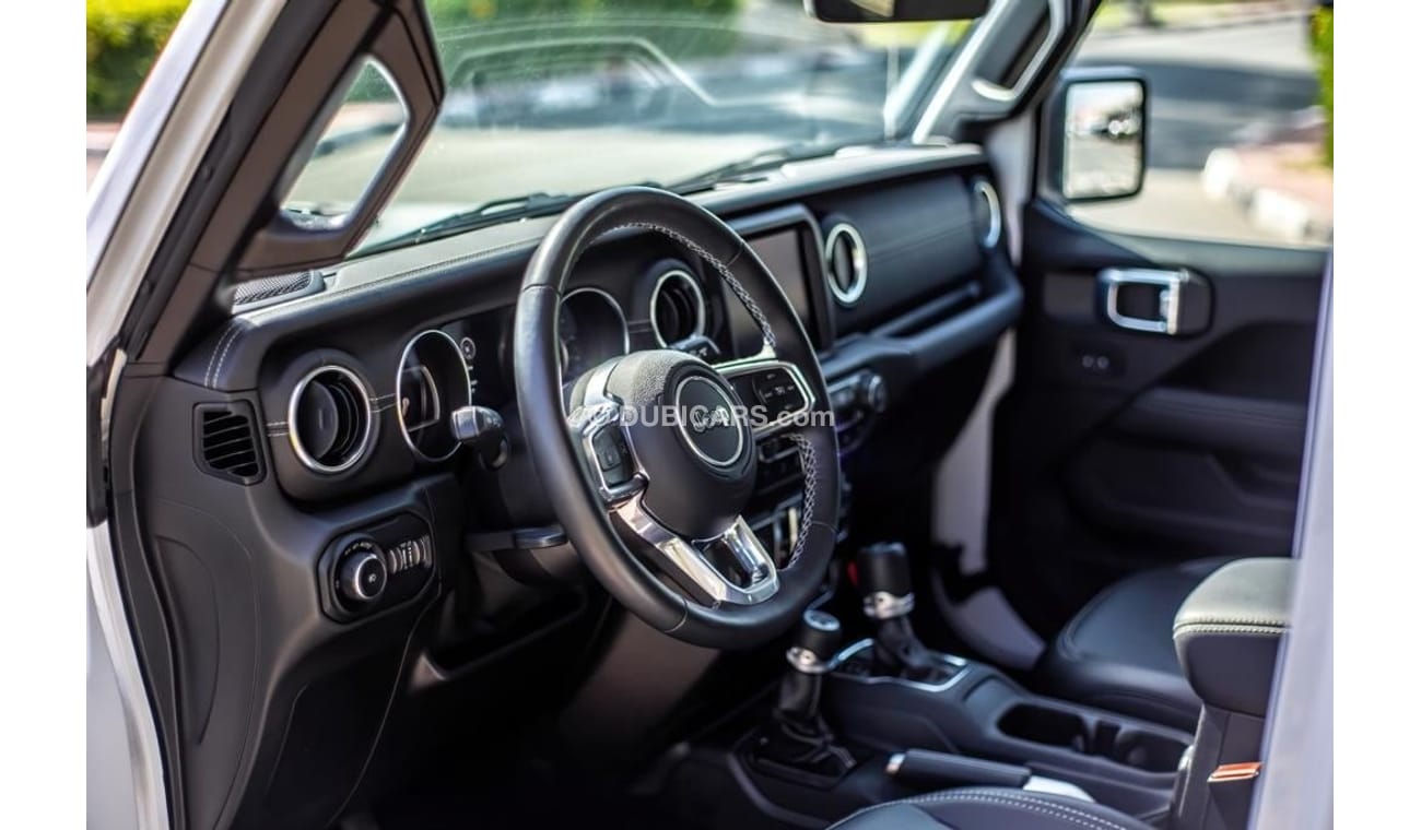 Jeep Wrangler Sahara