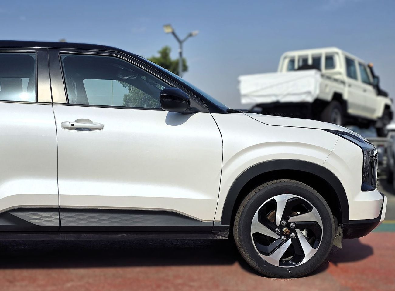 Mitsubishi Xforce Mitsubishi XFORCE P-LINE 1.5L SUV FWD 5Doors white color 2025 model