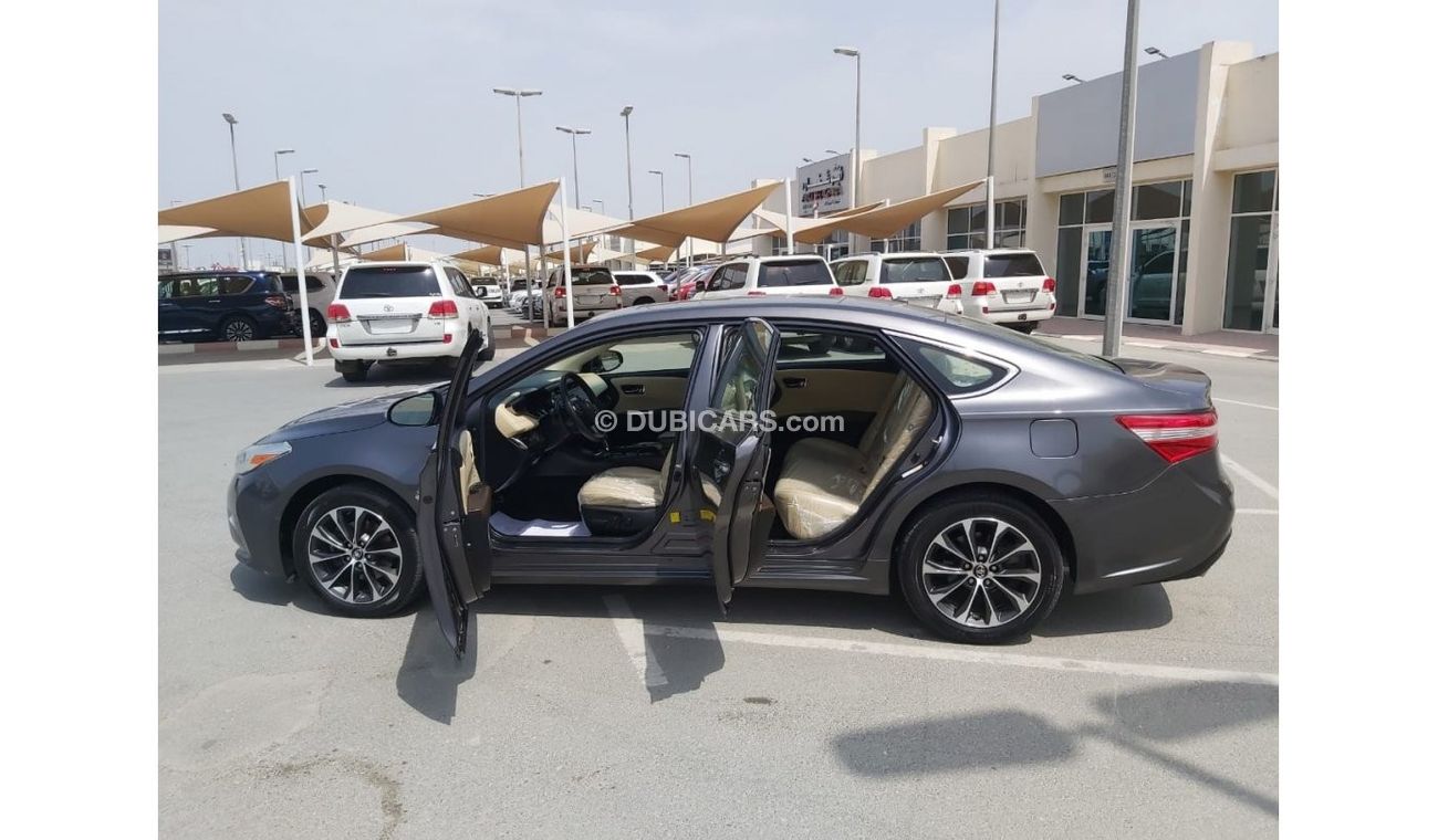 تويوتا افالون Limited Edition