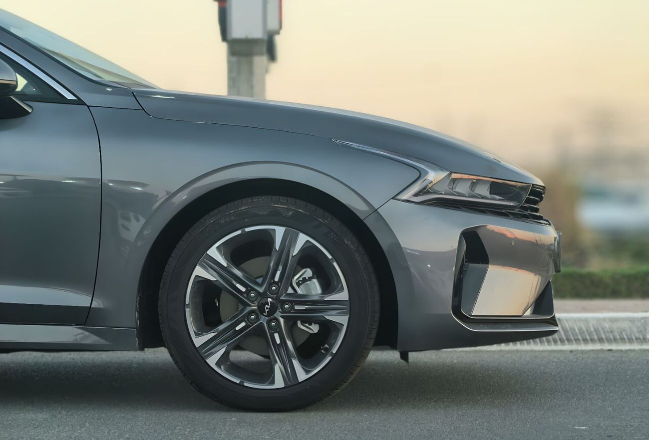 Kia K5 KIA K5 1.5L PREMIUM OPTION JBL SPEAKER