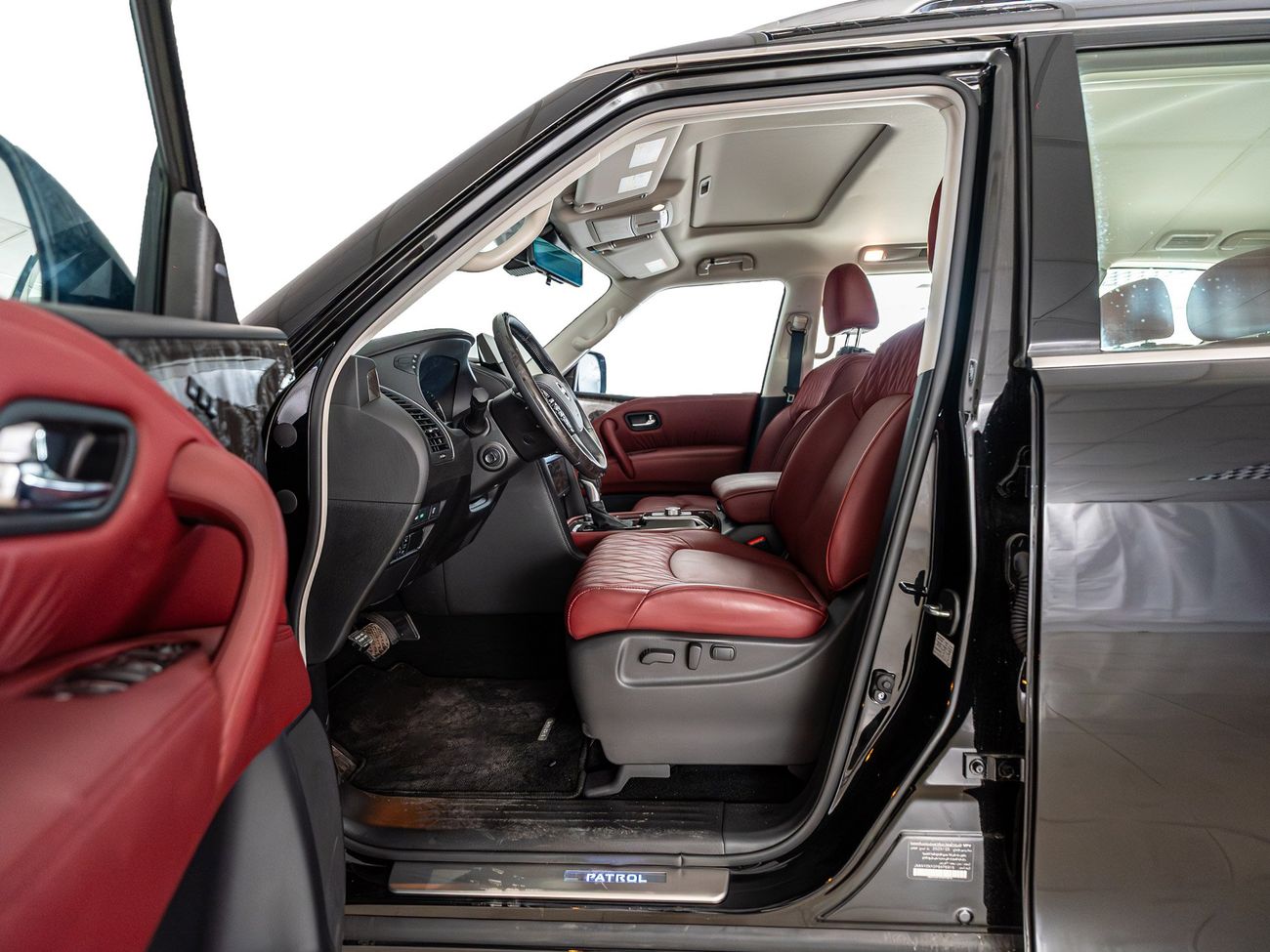 نيسان باترول LE PLATINUM CITY 5.6